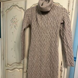 Lacadamie maxi sweater dress